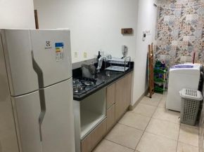 Apartamento confortável, completo e com garagem no parque atheneu